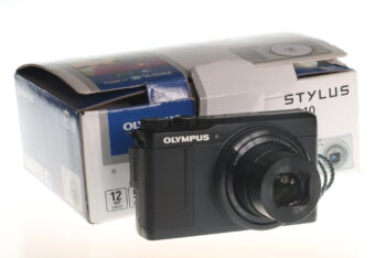 Olympus Stylus XZ-10, defektne